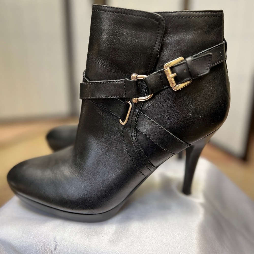 Tommy Hilfiger Black Leather Ankle Boots